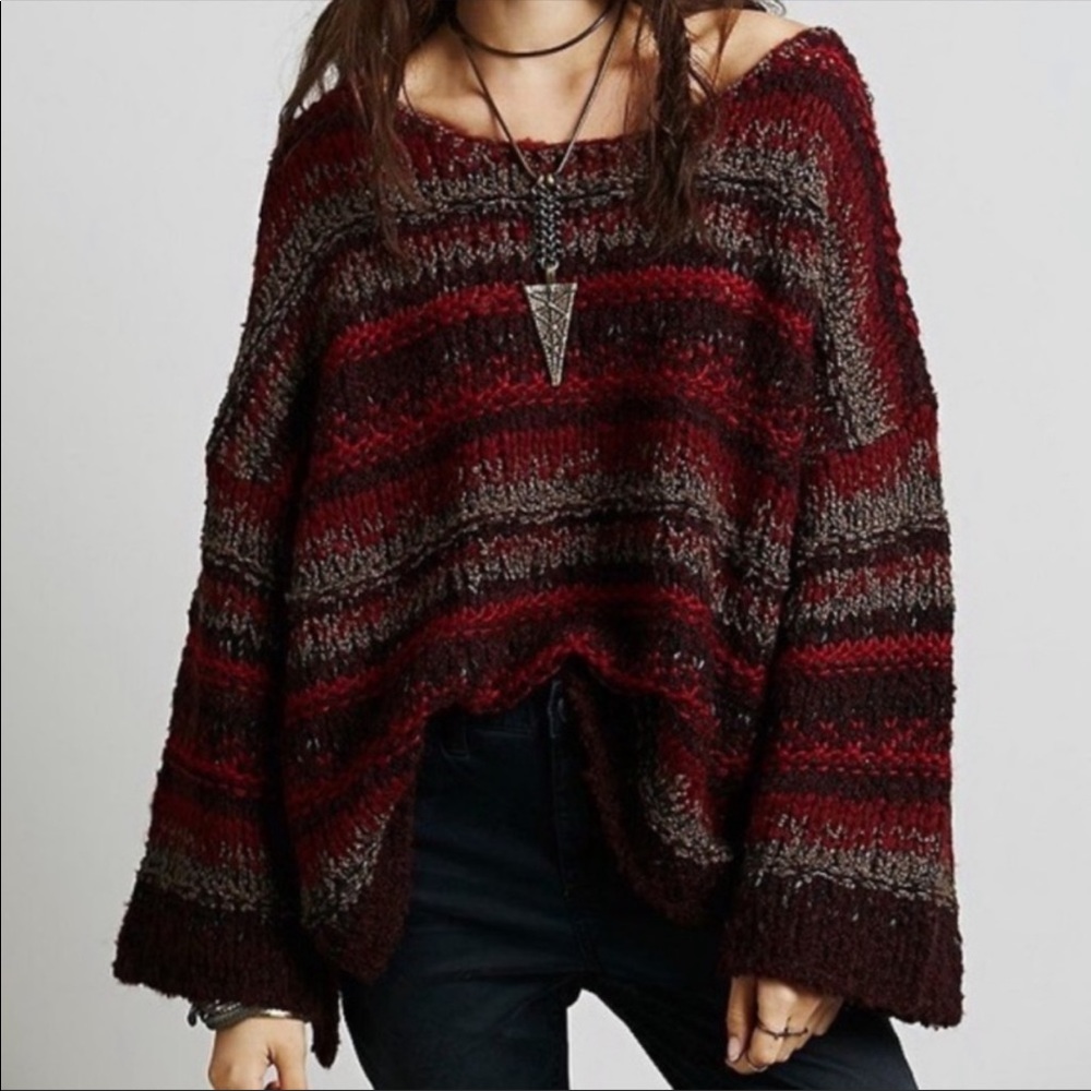 ✨Free People Berry Striped Slouchy Knit Sweater✨